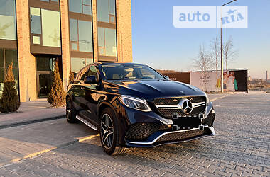 Позашляховик / Кросовер Mercedes-Benz GLE-Class 2018 в 