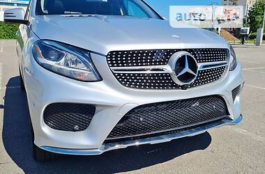 Внедорожник / Кроссовер Mercedes-Benz GLE-Class 2015 в 
