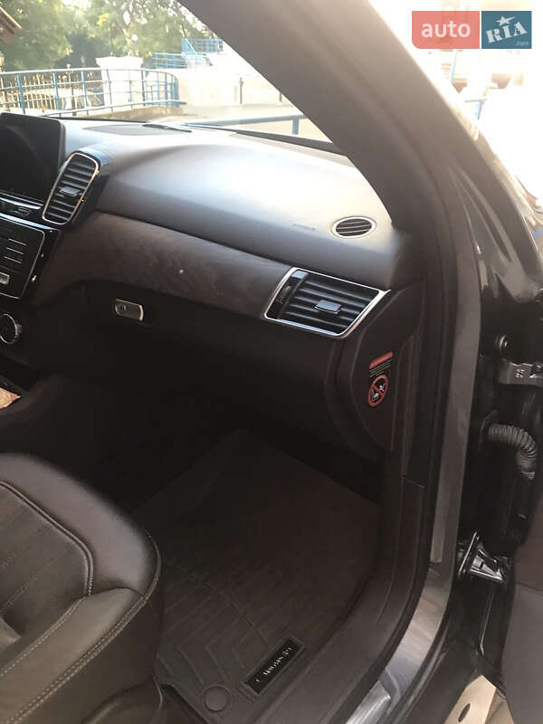 Внедорожник / Кроссовер Mercedes-Benz GLE-Class 2018 в Одессе