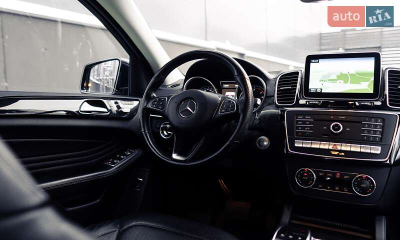 Внедорожник / Кроссовер Mercedes-Benz GLE-Class 2015 в Киеве
