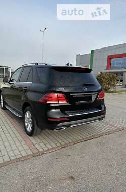 Внедорожник / Кроссовер Mercedes-Benz GLE-Class 2016 в Тячеве