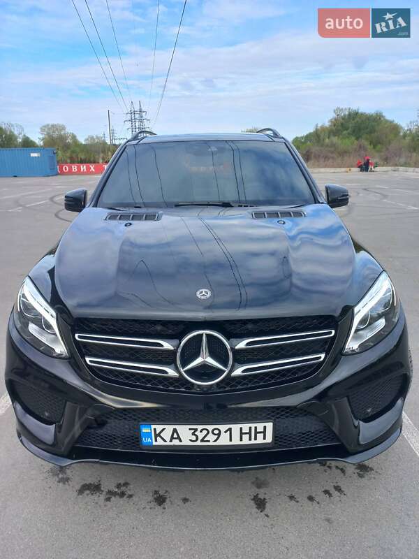 Внедорожник / Кроссовер Mercedes-Benz GLE-Class 2017 в Киеве