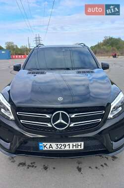 Внедорожник / Кроссовер Mercedes-Benz GLE-Class 2017 в 