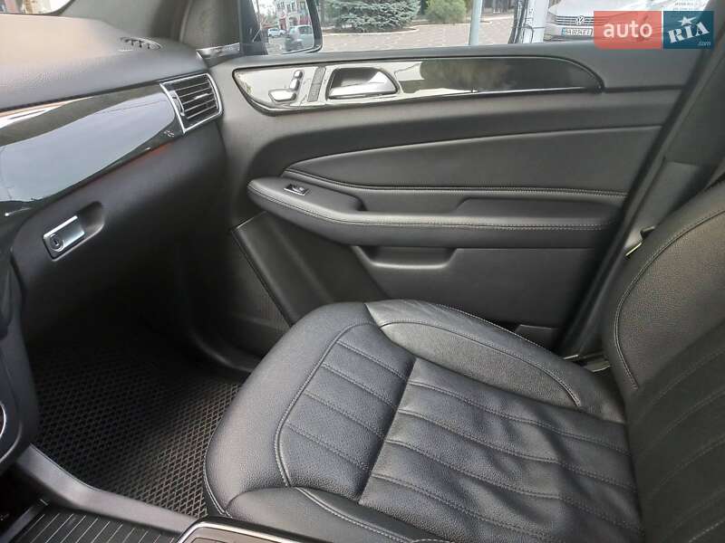 Внедорожник / Кроссовер Mercedes-Benz GLE-Class 2017 в Киеве