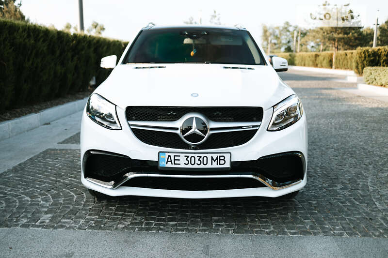 Позашляховик / Кросовер Mercedes-Benz GLE-Class 2015 в Дніпрі фото 2 Позашляховик / Кросовер Mercedes-Benz GLE-Class 2015 в Дніпрі