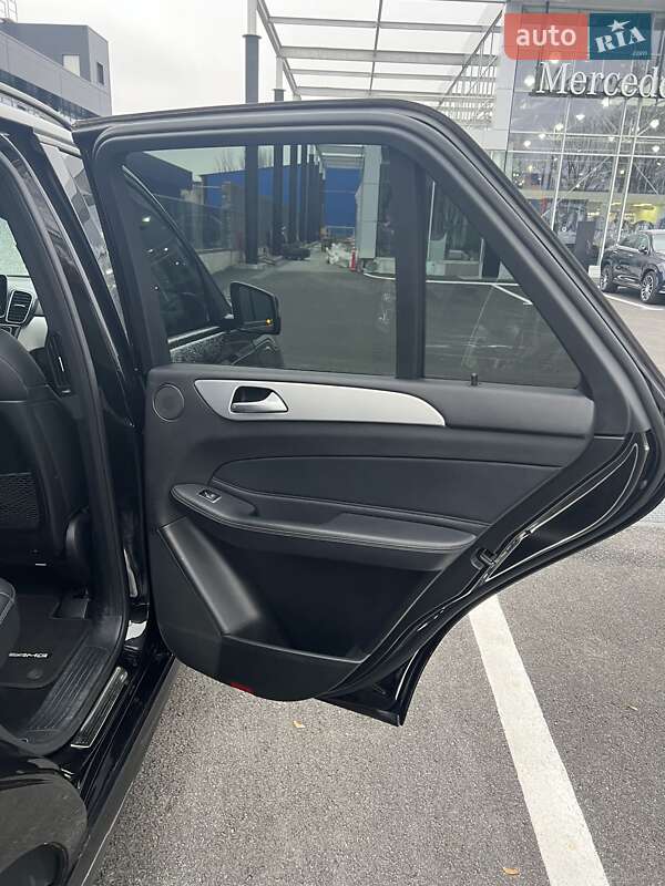 Внедорожник / Кроссовер Mercedes-Benz GLE-Class 2016 в Днепре