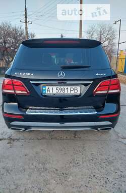 Позашляховик / Кросовер Mercedes-Benz GLE-Class 2018 в Чигирину