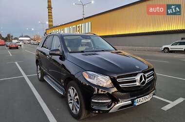 Внедорожник / Кроссовер Mercedes-Benz GLE-Class 2017 в 