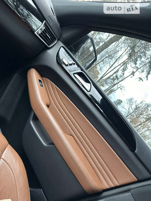 Внедорожник / Кроссовер Mercedes-Benz GLE-Class 2017 в Ирпене