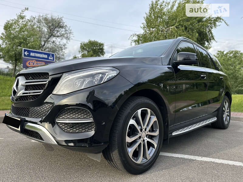 Внедорожник / Кроссовер Mercedes-Benz GLE-Class 2015 в Киеве