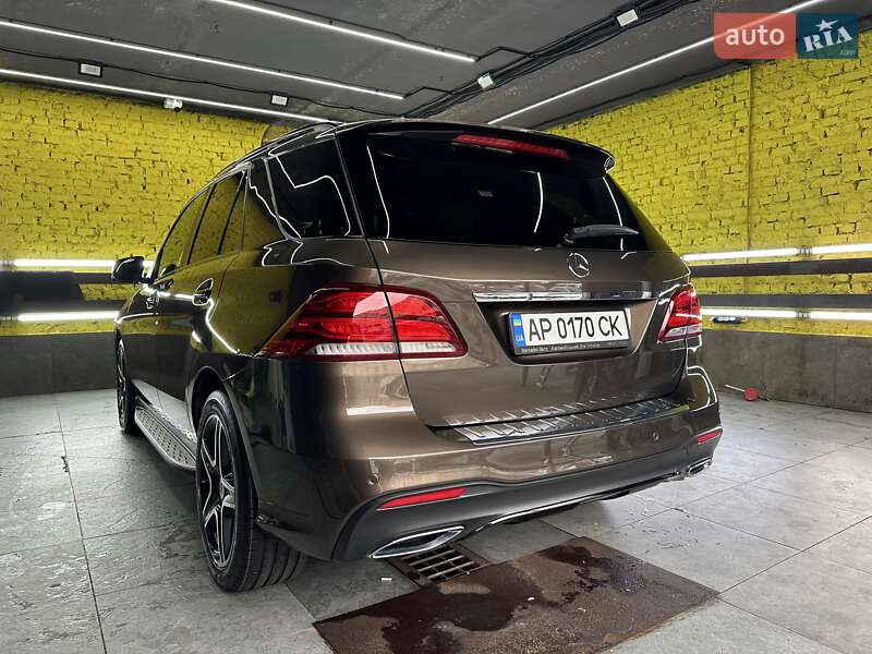Внедорожник / Кроссовер Mercedes-Benz GLE-Class 2017 в Киеве