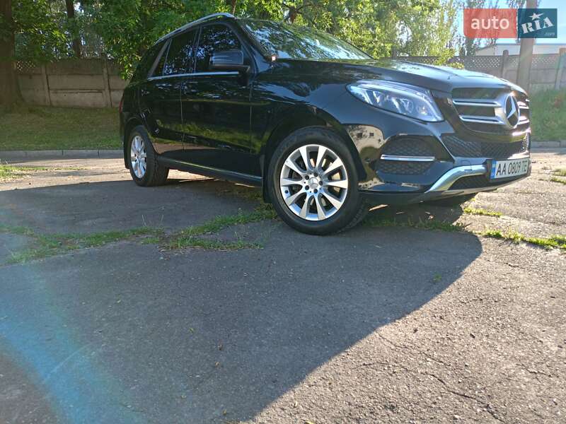 Позашляховик / Кросовер Mercedes-Benz GLE-Class 2017 в Києві фото Позашляховик / Кросовер Mercedes-Benz GLE-Class 2017 в Києві