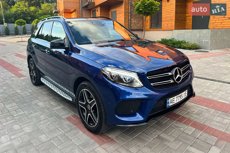Внедорожник / Кроссовер Mercedes-Benz GLE-Class 2017 в Днепре