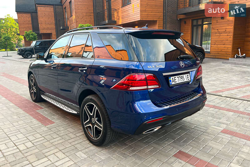 Внедорожник / Кроссовер Mercedes-Benz GLE-Class 2017 в Днепре