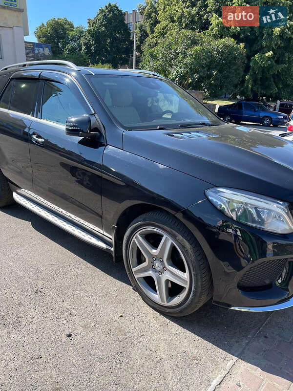 Внедорожник / Кроссовер Mercedes-Benz GLE-Class 2016 в Звенигородке
