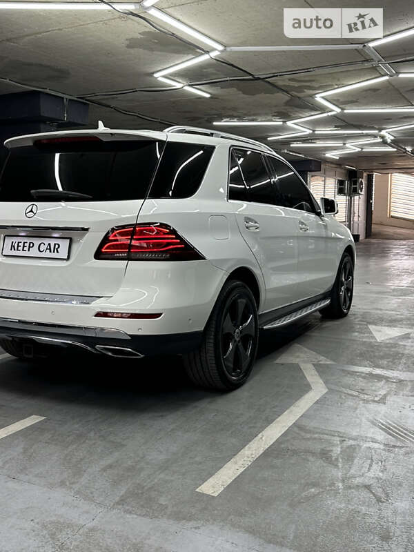 Позашляховик / Кросовер Mercedes-Benz GLE-Class 2016 в Одесі