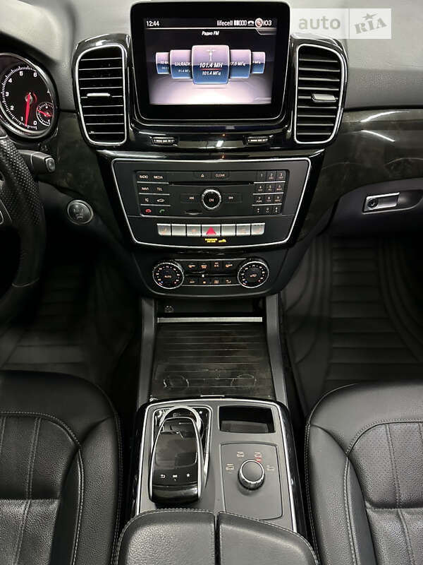 Позашляховик / Кросовер Mercedes-Benz GLE-Class 2016 в Одесі