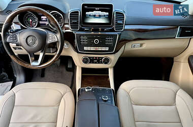 Позашляховик / Кросовер Mercedes-Benz GLE-Class 2015 в 