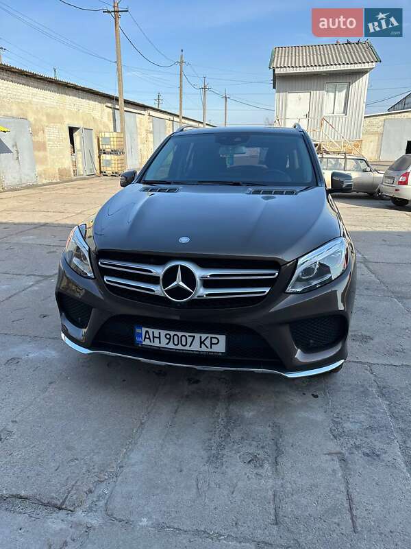 Внедорожник / Кроссовер Mercedes-Benz GLE-Class 2016 в Покровске