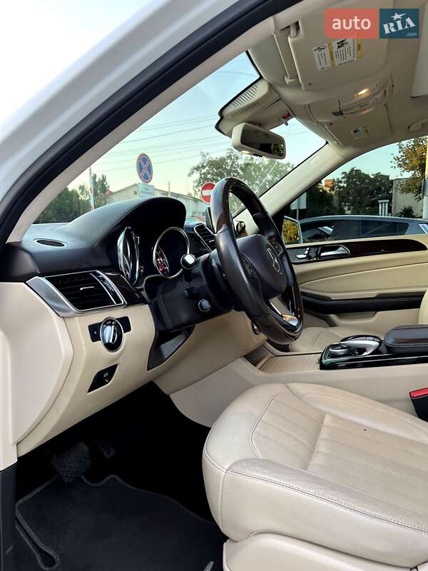 Позашляховик / Кросовер Mercedes-Benz GLE-Class 2018 в Одесі фото 26 Позашляховик / Кросовер Mercedes-Benz GLE-Class 2018 в Одесі