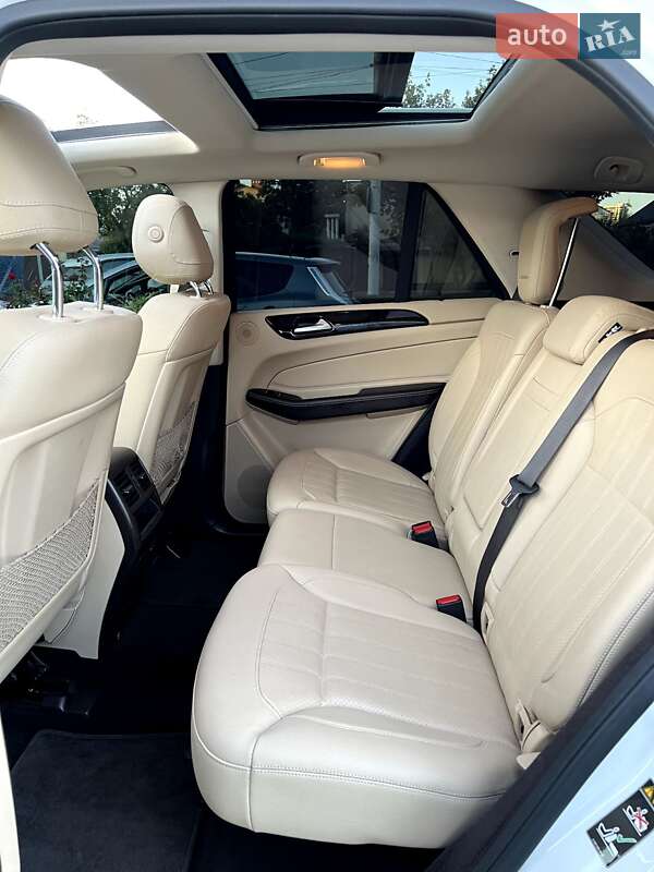 Позашляховик / Кросовер Mercedes-Benz GLE-Class 2018 в Одесі фото 44 Позашляховик / Кросовер Mercedes-Benz GLE-Class 2018 в Одесі