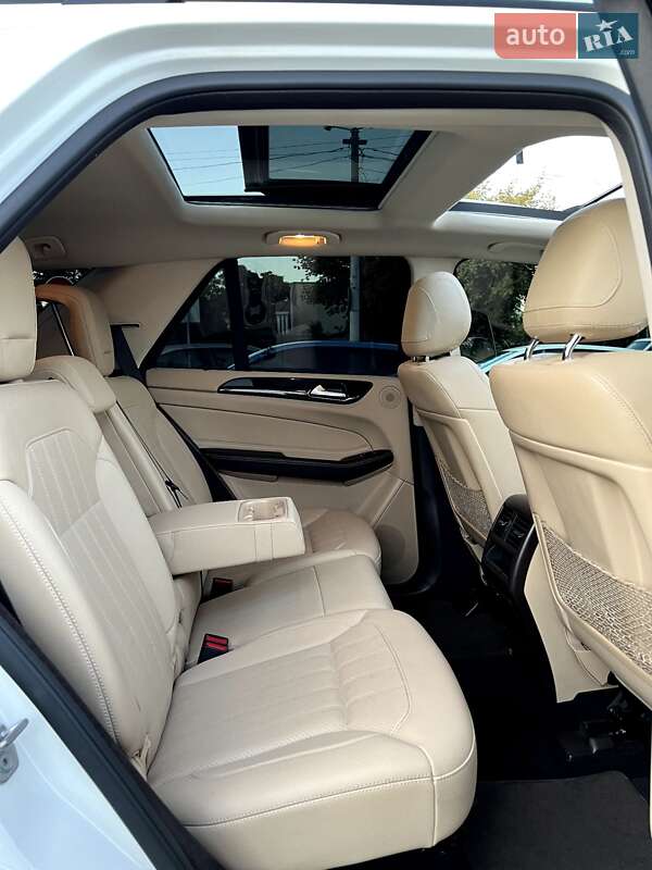 Позашляховик / Кросовер Mercedes-Benz GLE-Class 2018 в Одесі фото 49 Позашляховик / Кросовер Mercedes-Benz GLE-Class 2018 в Одесі