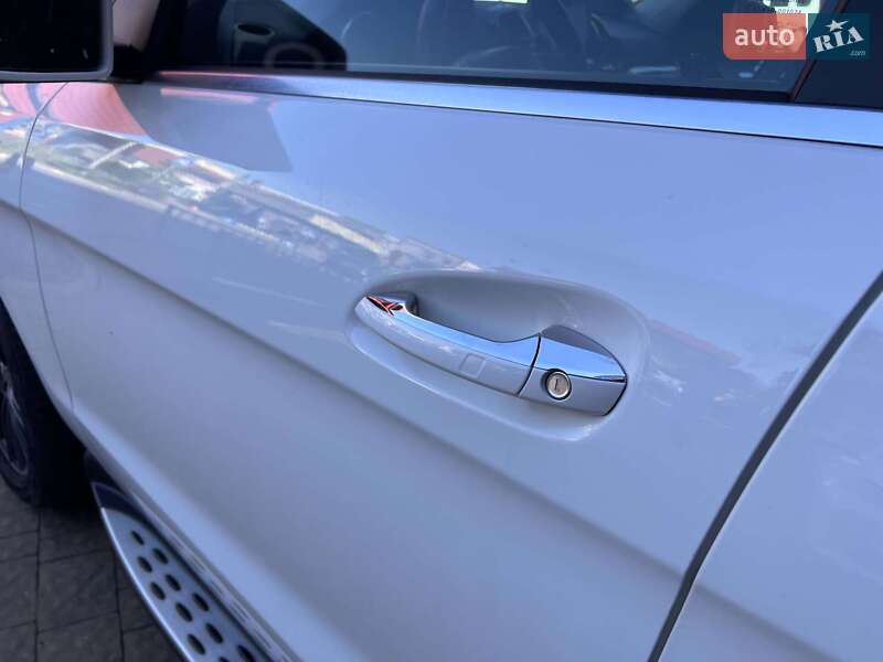 Внедорожник / Кроссовер Mercedes-Benz GLE-Class 2016 в Львове