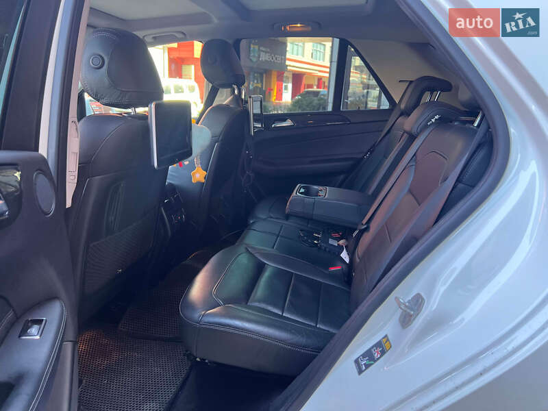 Внедорожник / Кроссовер Mercedes-Benz GLE-Class 2016 в Львове