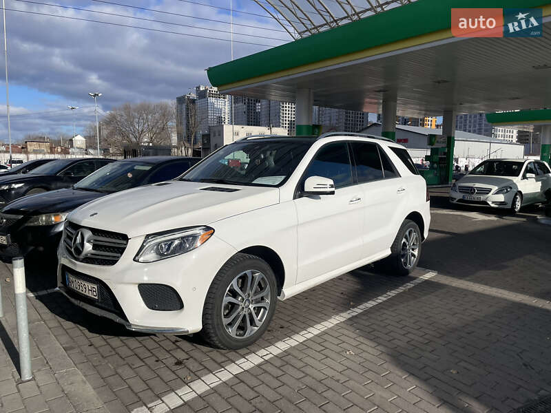 Позашляховик / Кросовер Mercedes-Benz GLE-Class 2015 в Києві