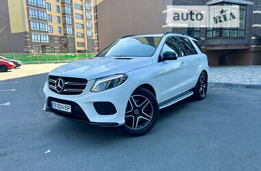 Внедорожник / Кроссовер Mercedes-Benz GLE-Class 2017 в Чернигове