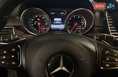 Внедорожник / Кроссовер Mercedes-Benz GLE-Class 2016 в 
