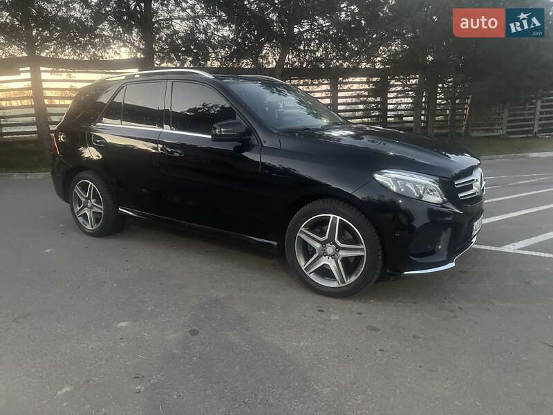 Внедорожник / Кроссовер Mercedes-Benz GLE-Class 2016 в Ужгороде