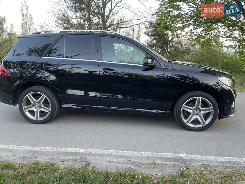 Внедорожник / Кроссовер Mercedes-Benz GLE-Class 2016 в Ужгороде