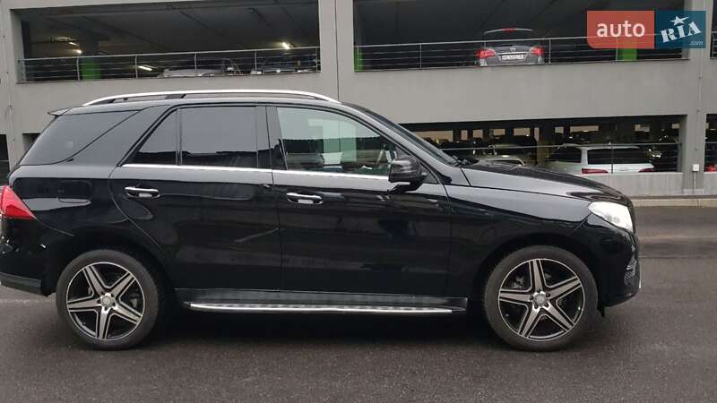 Внедорожник / Кроссовер Mercedes-Benz GLE-Class 2017 в Львове фото 7 Внедорожник / Кроссовер Mercedes-Benz GLE-Class 2017 в Львове