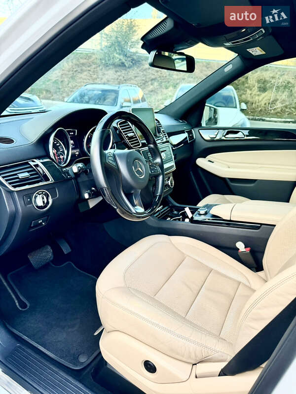 Внедорожник / Кроссовер Mercedes-Benz GLE-Class 2015 в Полтаве