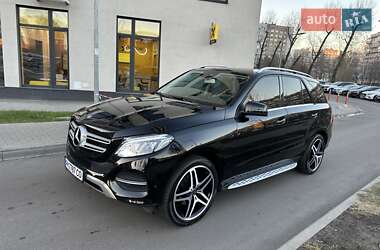 Внедорожник / Кроссовер Mercedes-Benz GLE-Class 2015 в Киеве