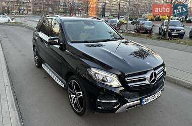 Внедорожник / Кроссовер Mercedes-Benz GLE-Class 2015 в Киеве