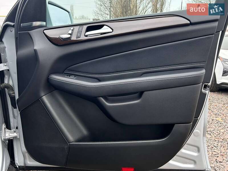 Внедорожник / Кроссовер Mercedes-Benz GLE-Class 2018 в Одессе