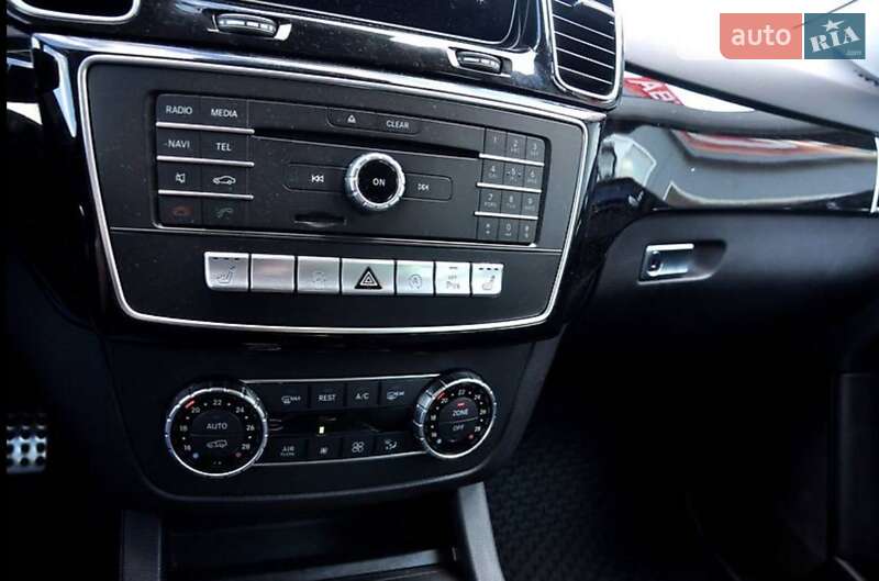 Позашляховик / Кросовер Mercedes-Benz GLE-Class 2016 в Києві