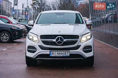 Внедорожник / Кроссовер Mercedes-Benz GLE-Class 2015 в Киеве