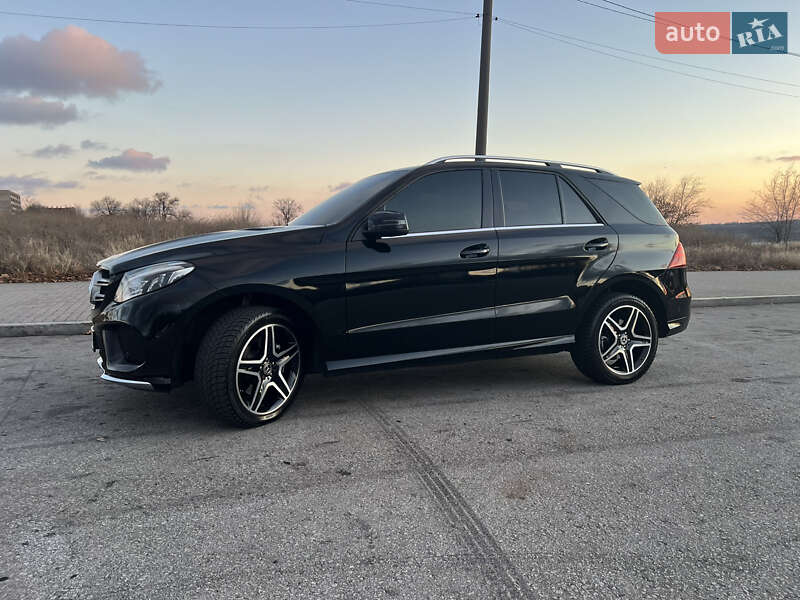 Внедорожник / Кроссовер Mercedes-Benz GLE-Class 2017 в Запорожье