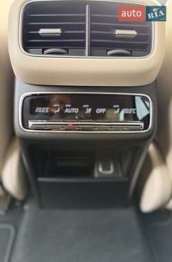 Внедорожник / Кроссовер Mercedes-Benz GLE-Class 2021 в 