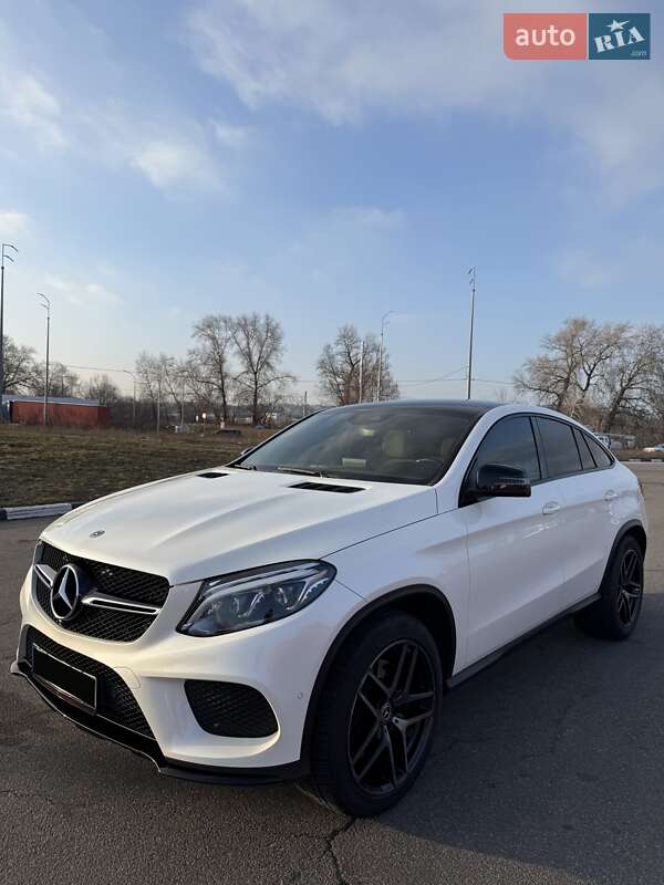 Внедорожник / Кроссовер Mercedes-Benz GLE-Class 2018 в Киеве