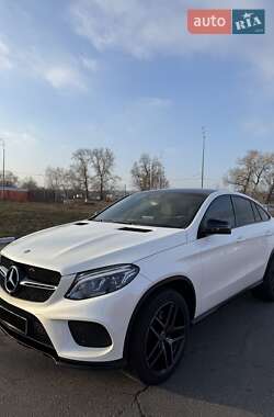 Внедорожник / Кроссовер Mercedes-Benz GLE-Class 2018 в 