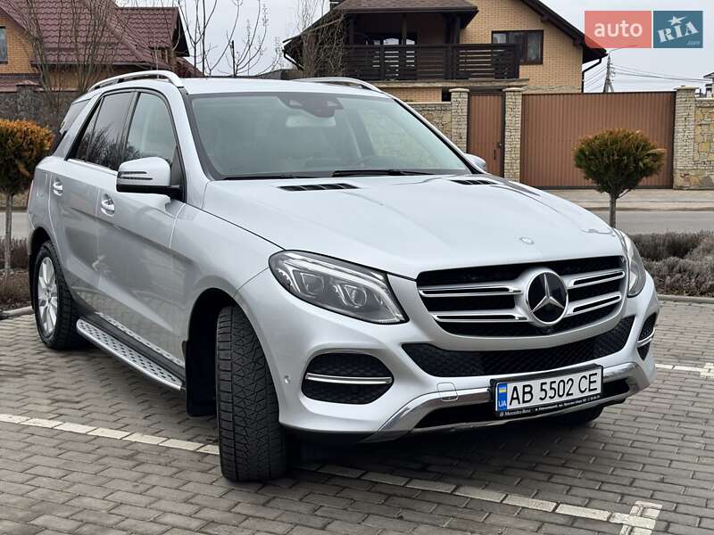 Внедорожник / Кроссовер Mercedes-Benz GLE-Class 2016 в 