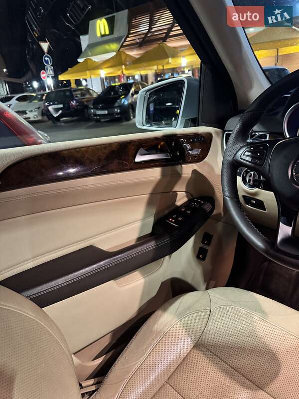 Позашляховик / Кросовер Mercedes-Benz GLE-Class 2016 в Вінниці фото 13 Позашляховик / Кросовер Mercedes-Benz GLE-Class 2016 в Вінниці
