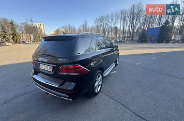 Внедорожник / Кроссовер Mercedes-Benz GLE-Class 2017 в 