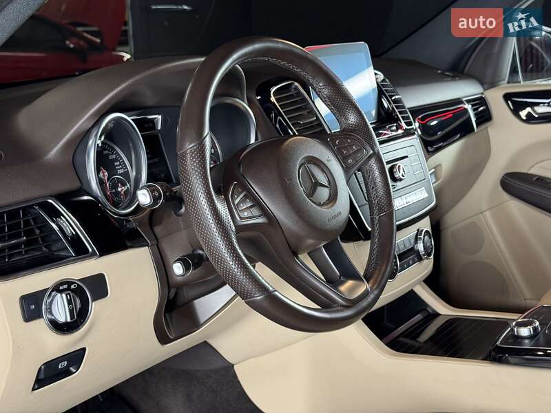 Внедорожник / Кроссовер Mercedes-Benz GLE-Class 2016 в Киеве