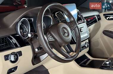 Внедорожник / Кроссовер Mercedes-Benz GLE-Class 2016 в 