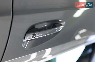 Позашляховик / Кросовер Mercedes-Benz GLE-Class 2016 в 